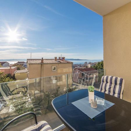 Apartments Crystal Makarska Ruang foto