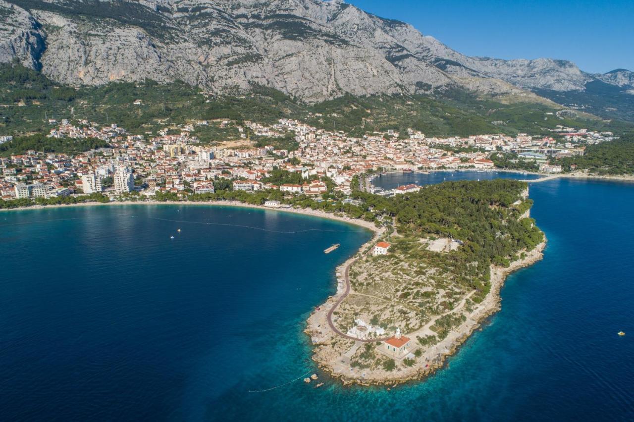 Apartments Crystal Makarska Bagian luar foto