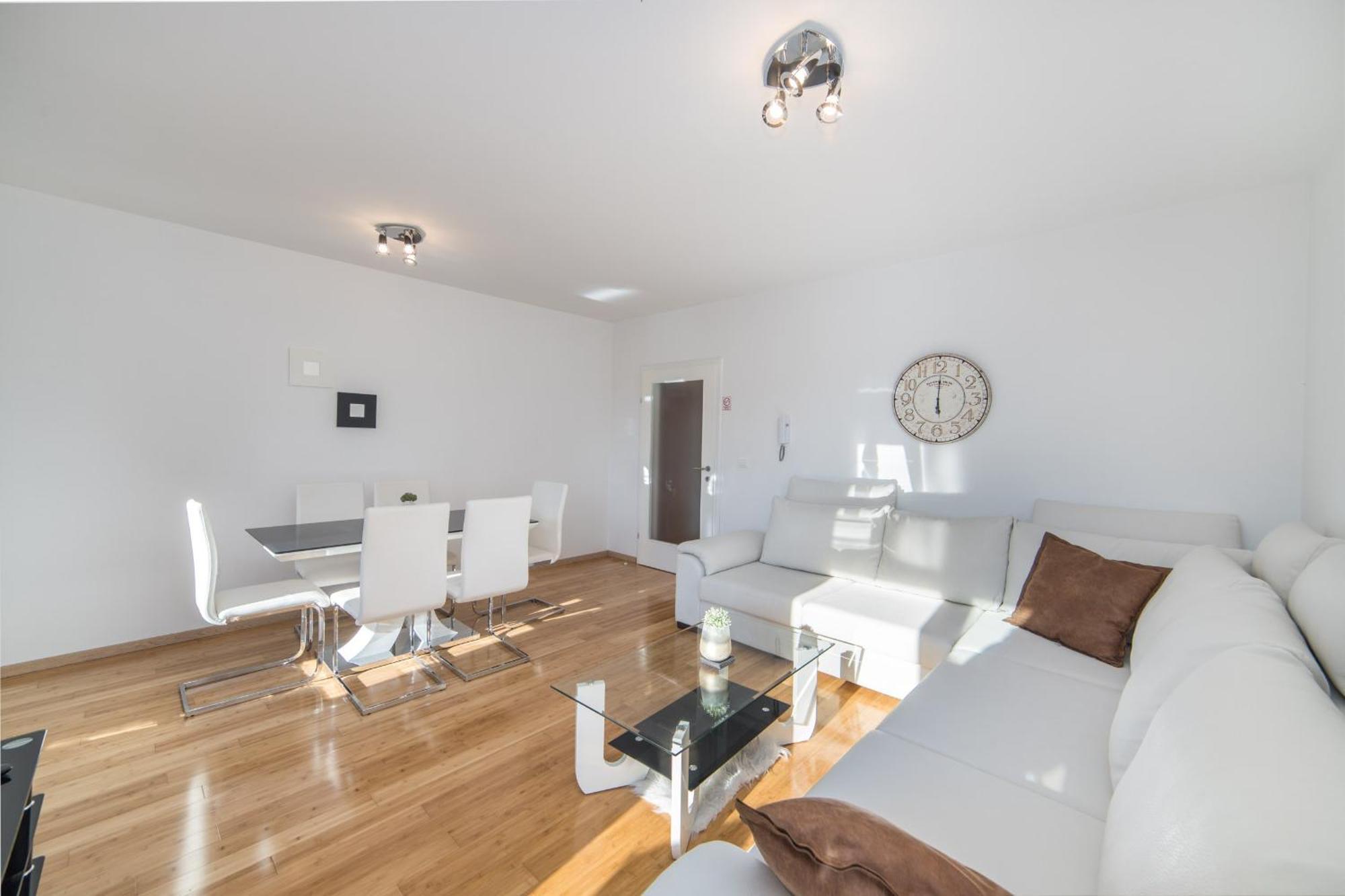 Apartments Crystal Makarska Ruang foto